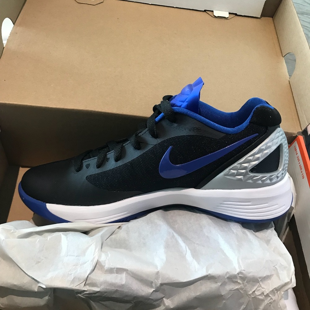 Brand New Nike Volleyball shoes/ ZAMSTankle braces